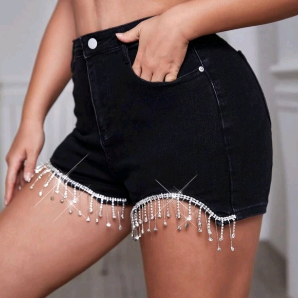 Black jean shorts with rhinestone drip - Picture 5 of 7